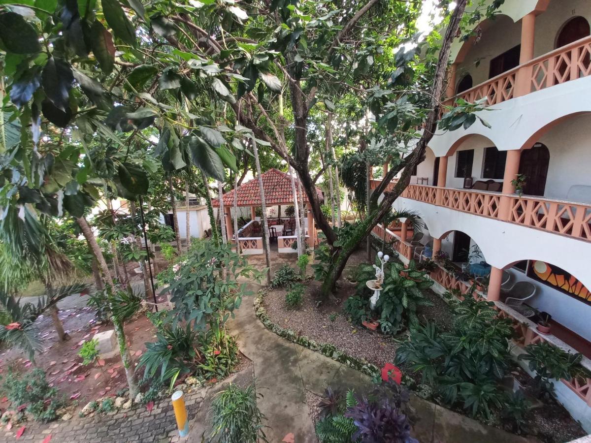 Residencial Estephany Сосуа Экстерьер фото